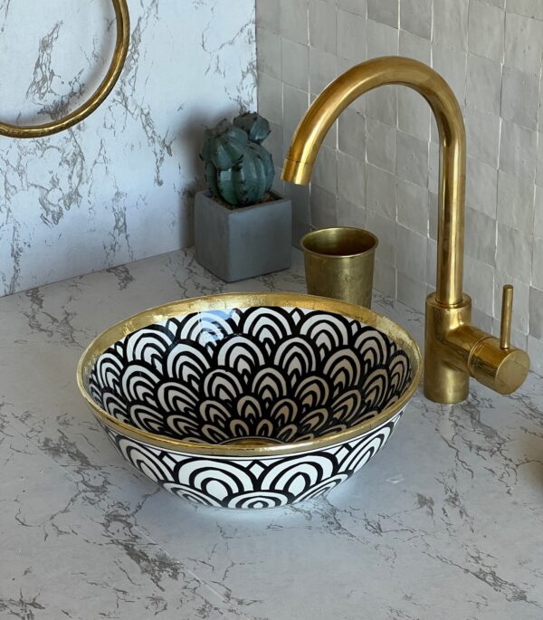 Vasque ronde en céramique artisanale — Charme marocain authentique