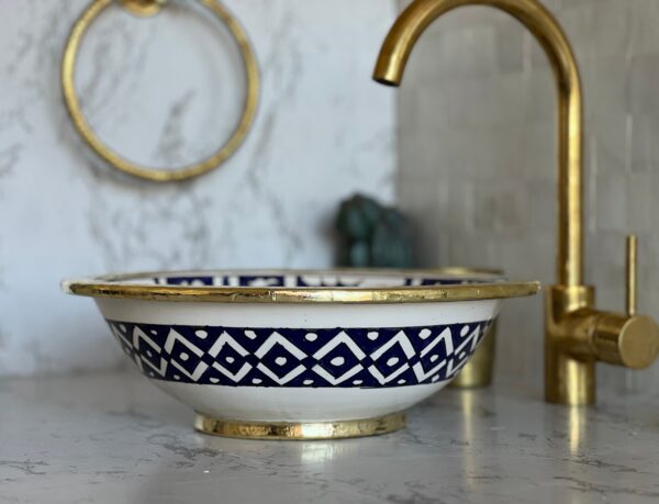 Vasque en céramique traditionnelle — Design raffiné et authentique - Image 4