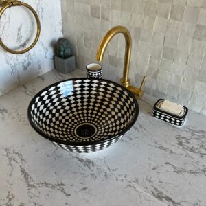 Vasque à poser en céramique — Peinte à la main, inspiration orientale